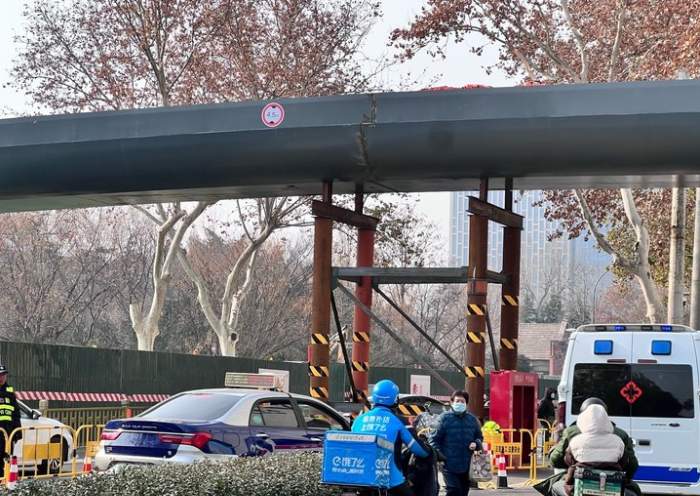 已见雏形！连接两大医院，济南文化西路开建两座过街天桥