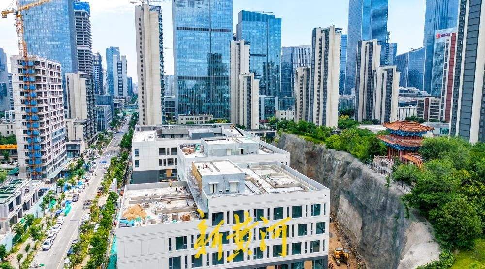 济南CBD核心区新建国际学校初具规模 教学楼顶将设运动跑道
