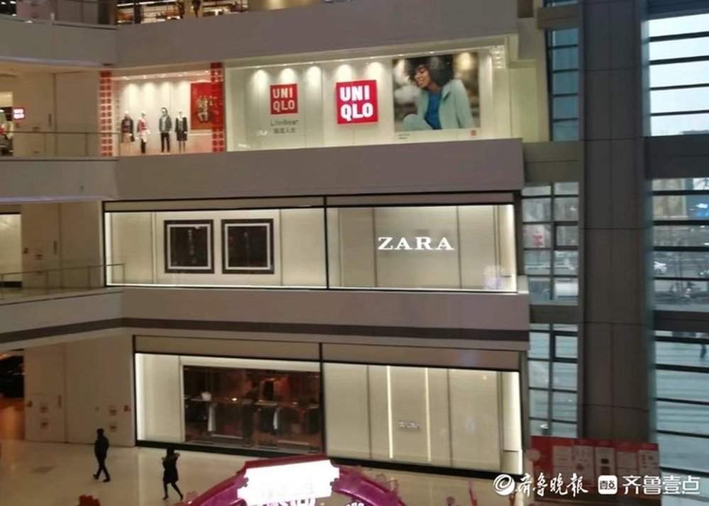 比如,zara济南首家店位于济南魏家庄万达广场一楼核心地段,优衣库的