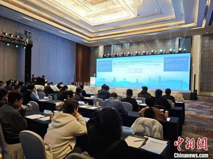 人这一辈子，一定要去济南赏一次泉！