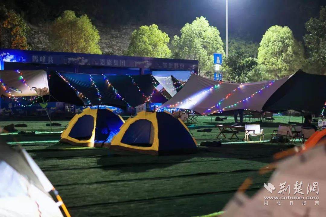 百辆房车汇聚地心谷，恩施州第二届露营大会即将启幕