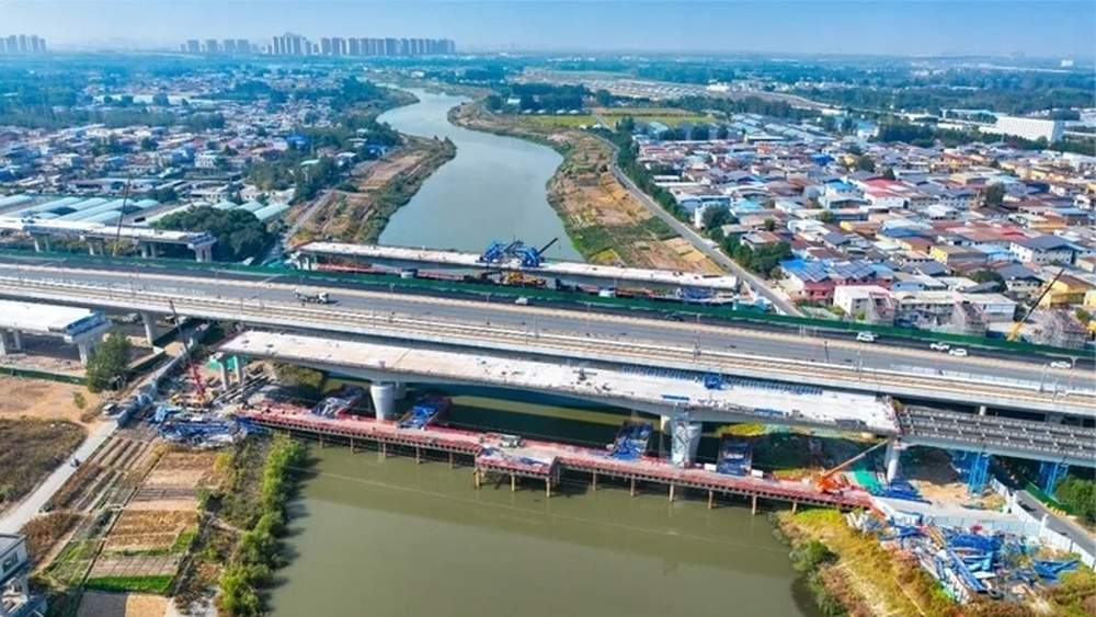 济南凤凰黄河大桥南延工程力争明年6月底前全线竣工通车