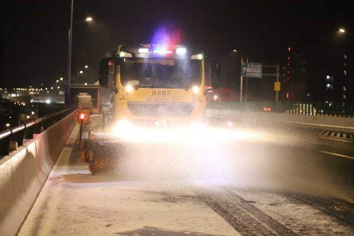 36万双“眼睛”与AI社工协力,看泉城“智”理之道