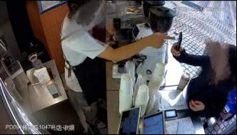 一天两起门店员工顾客冲突火上热搜，Manner咖啡品牌方需承担责任吗