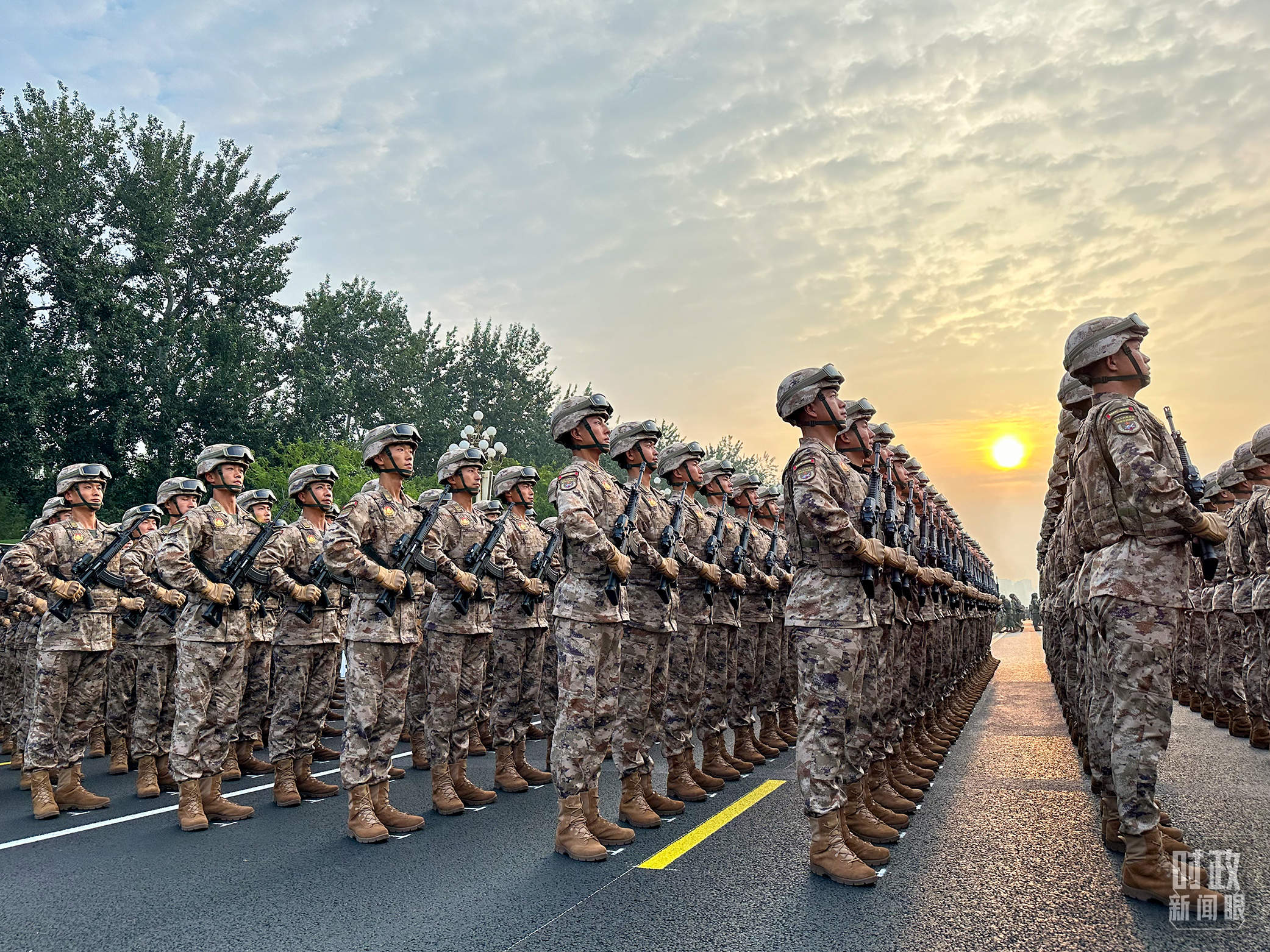 时政新闻眼丨高质量推进国防和军队现代化，习近平强调充分发挥这一特有优势