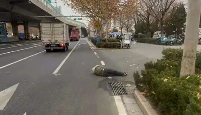 济南街头，挥手15分钟为倒地男子挡车流的热心市民找到了