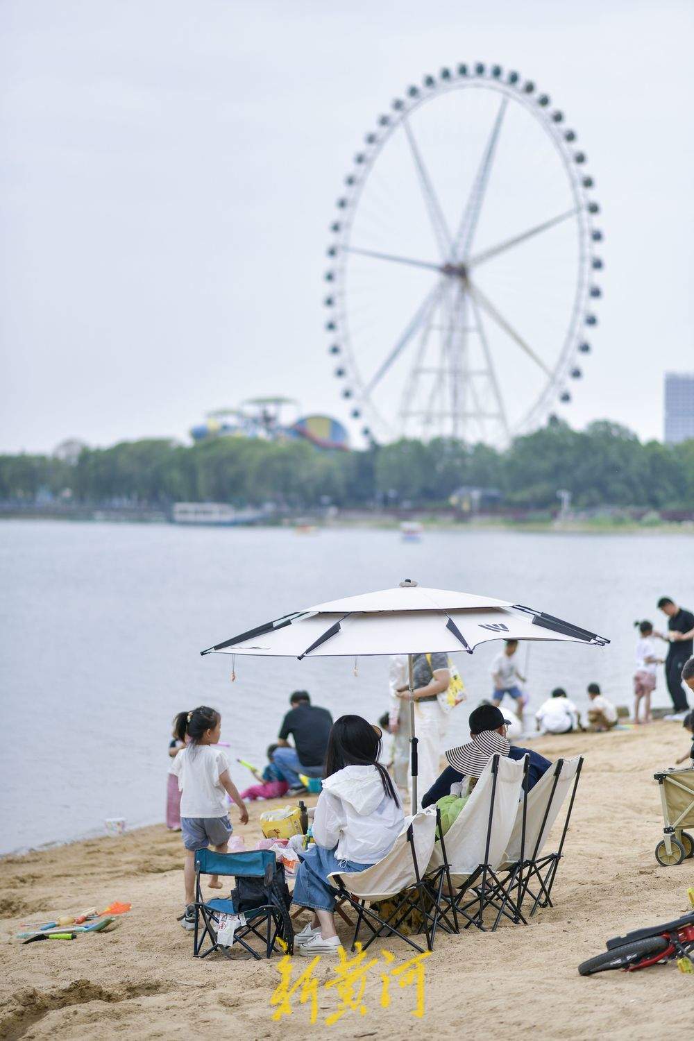 一年四季 泉在济南丨炎炎夏日即将开启，济南在这里打造一片城市中的诗意海滨
