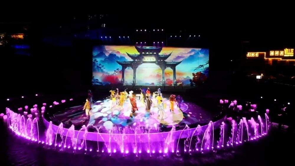 多元文旅绘就暑期画卷 夏日经济点燃消费热潮