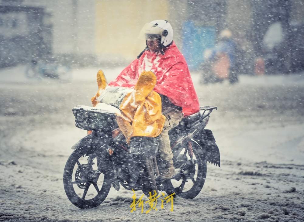 风雪中的“气象哨兵”:经过“检验”的一次极端雨雪预报