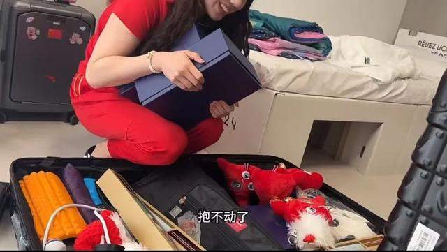 年度最佳凡尔赛 张雨霏:我一箱子奖牌已经很沉了