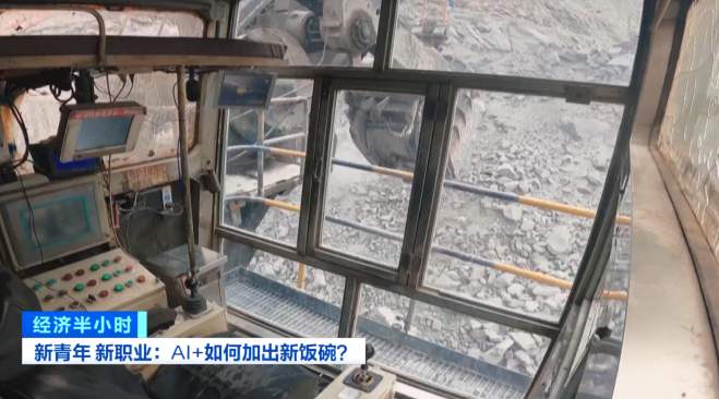 17岁女生实习时晕倒摔断4颗牙 8万多医疗费由谁承担?