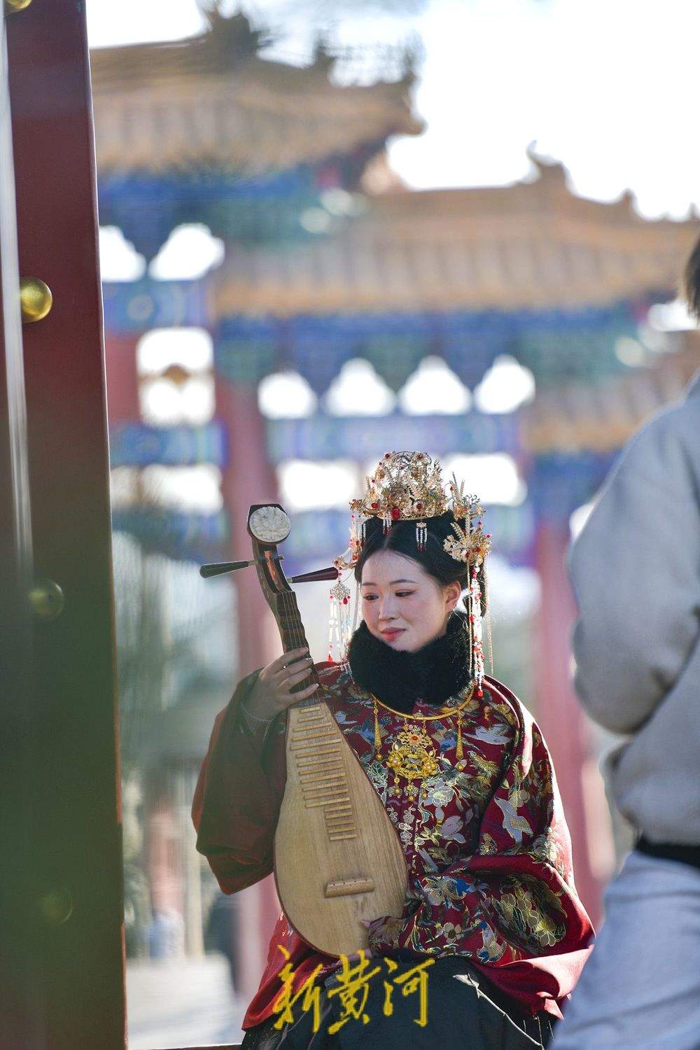 红窗金瓦映华裳,济南府学文庙成汉服旅拍文化新地标