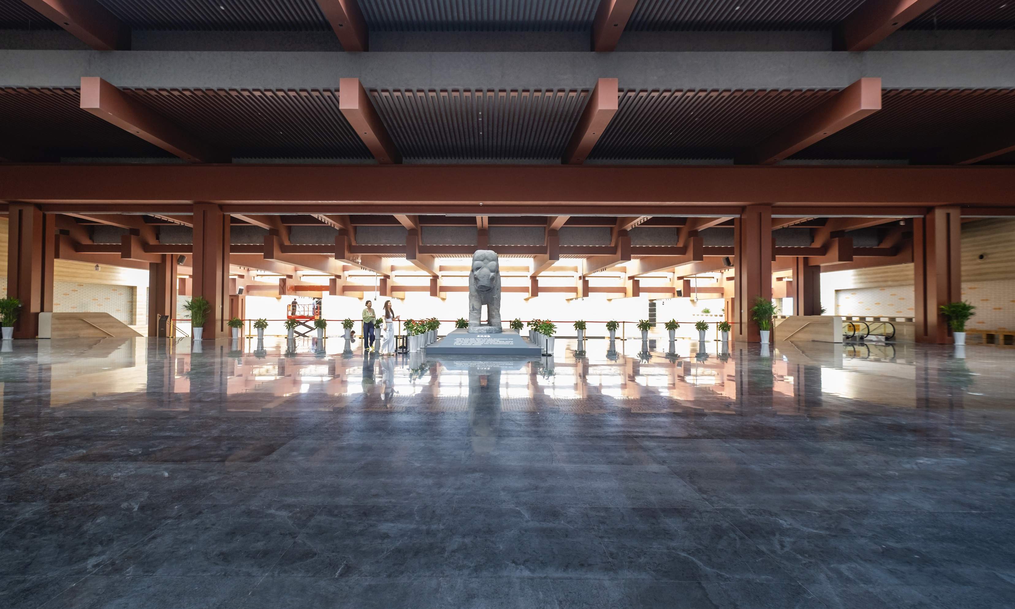 何以中国 黄河安澜丨在洛阳，感受黄河文明的“中”