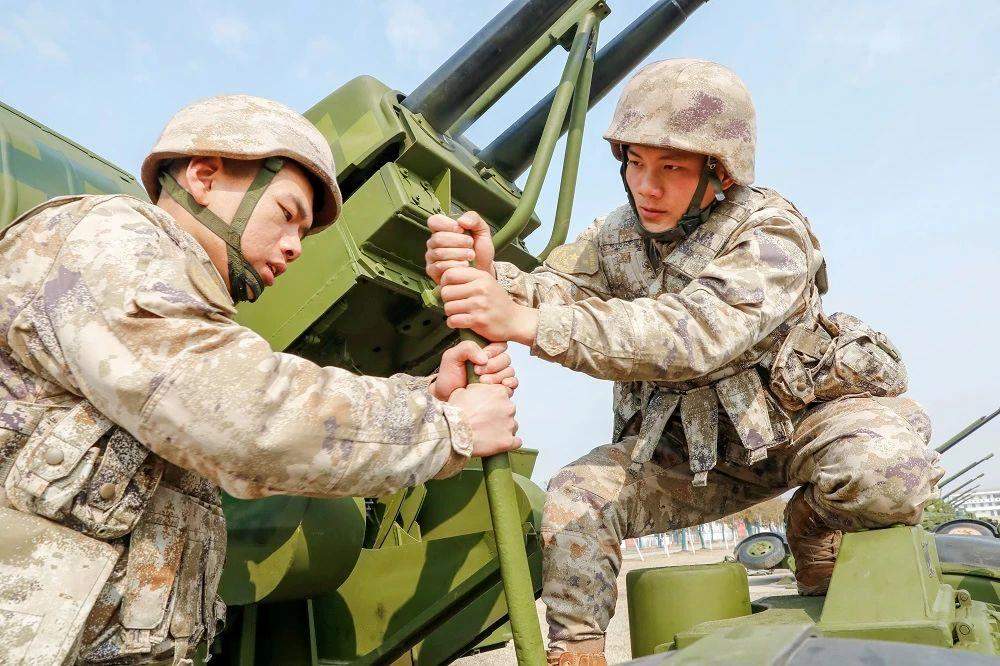 欢乐祥和的春节,有他们在守护!