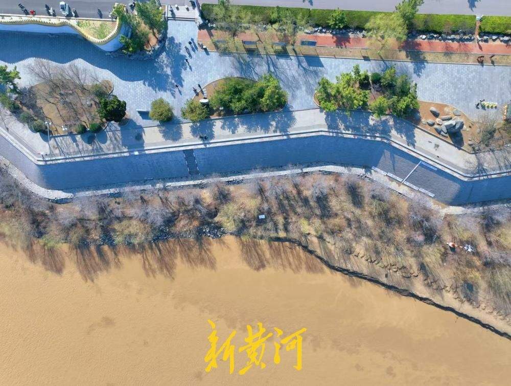 “泉城蓝”上线，初春黄河畔美如画