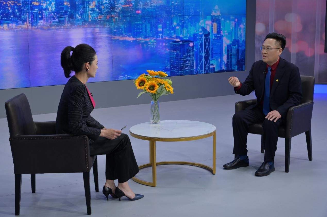 王发旭：法典的下一行