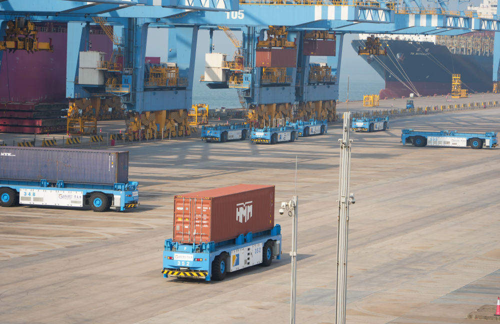 看这个“无人码头”如何13次刷新世界纪录