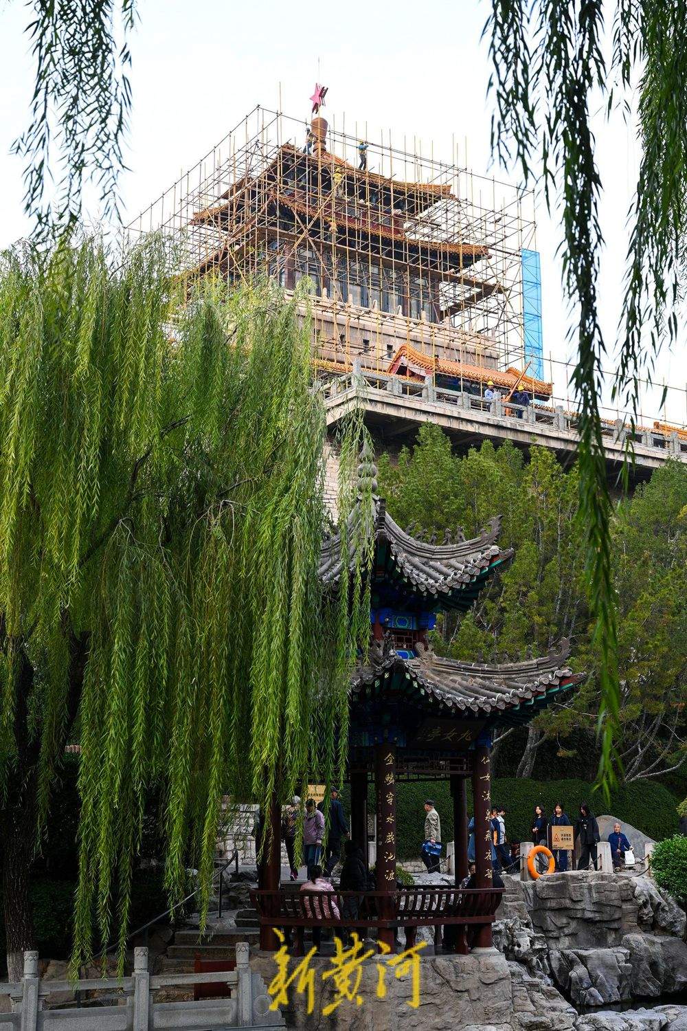 整体修缮保护！解放阁披上钢架外衣