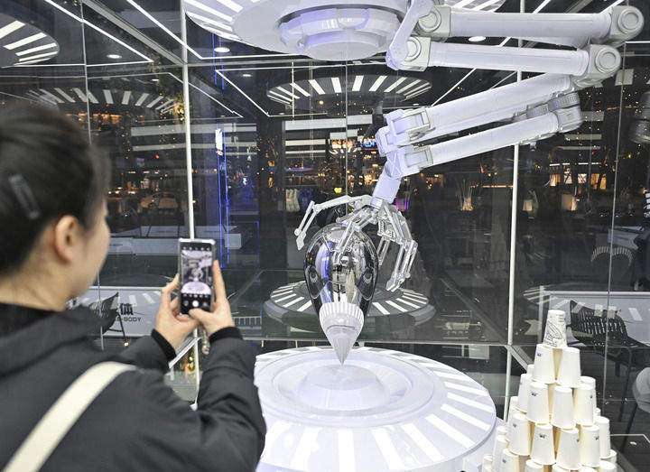 源头活水汇成“新”潮澎湃——从全国两会看科技创新