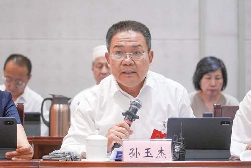 锚定内需提质方向 凝聚协同奋进合力——市人大常委会开展扩内需促发展情况专题询问