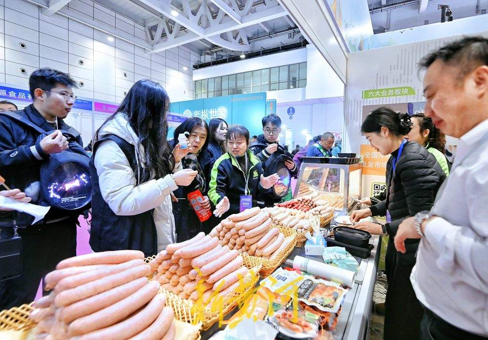 山东国际会展中心四展同开，山东国际糖酒会人气鼎沸