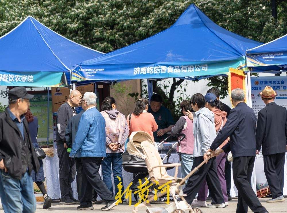 多款产品脱销 农广优品进社区活动（百花公园站）受热捧