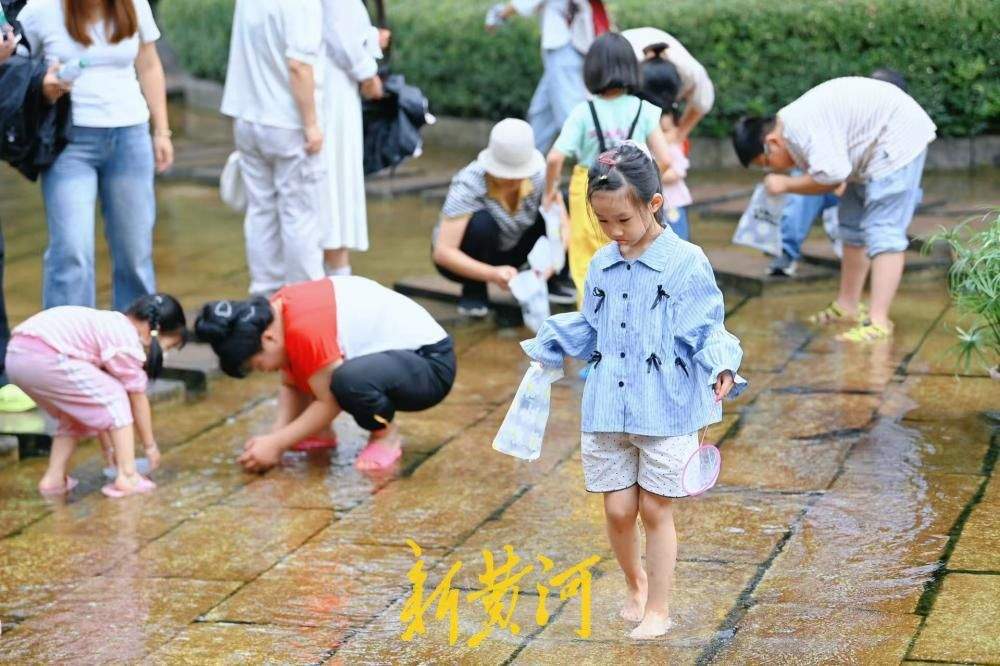 济南中秋限定童趣 五龙潭泉畔捉虾欢乐多