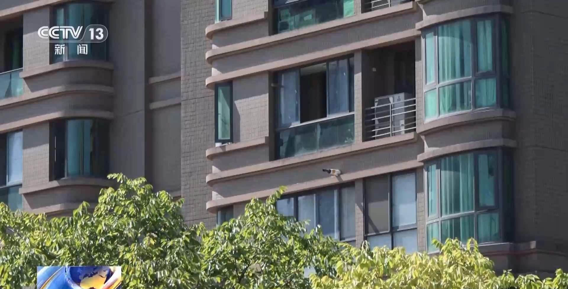 48人团伙赊账骗取坯布高买低卖 警方破获涉案3个亿的合同诈骗案