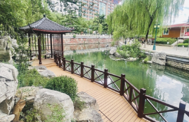 从“龙须沟”到“后花园” 老住户亲历山水沟“沟、路、园”的变迁