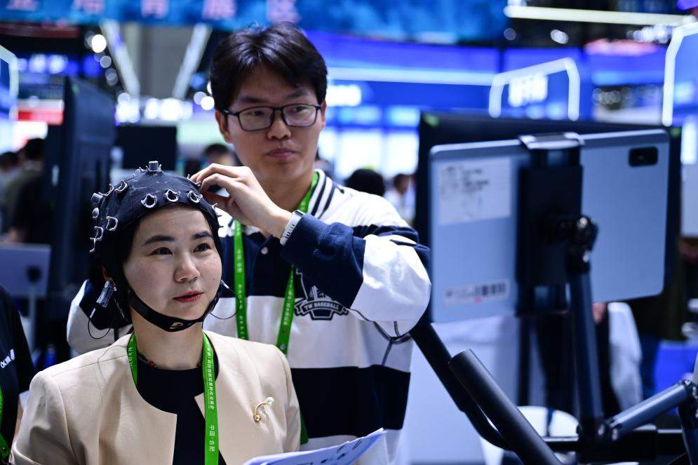 首发首展数量创新高 科交会展现中国科创新风向