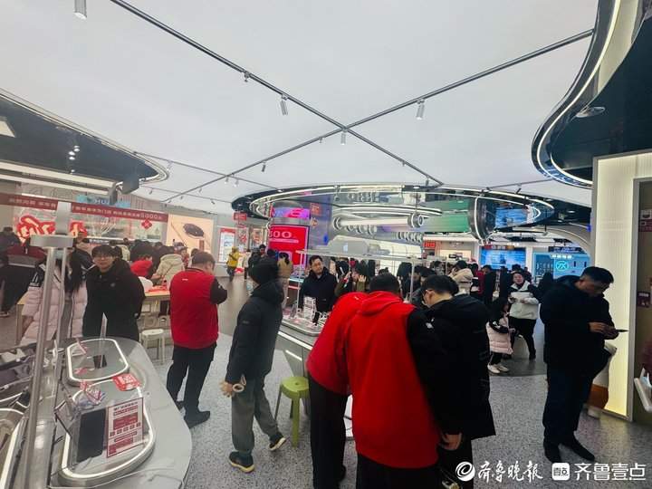 “国补”后的首个周末，济南多个家电卖场客流较平时增加三四倍