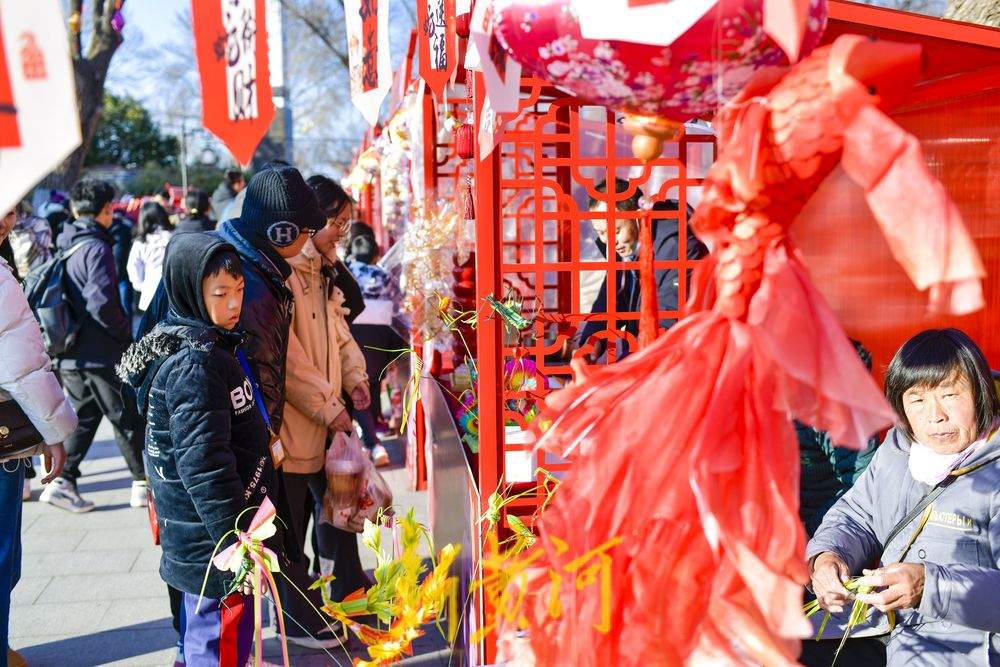 “泉”在济南过大年｜新春庙会感受最热闹的人间烟火气