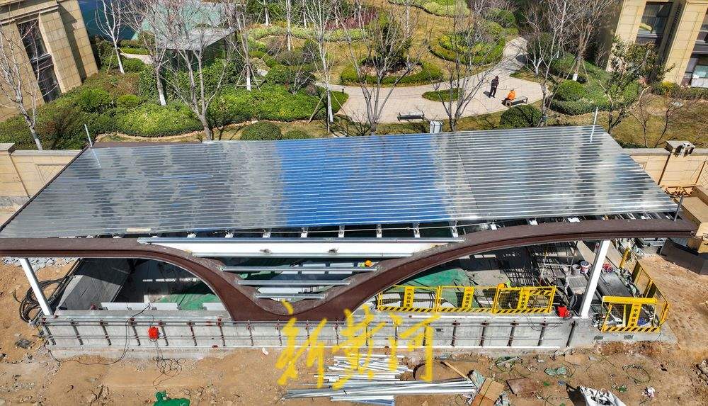 轨道交通4号线地下车站出入口初露端倪