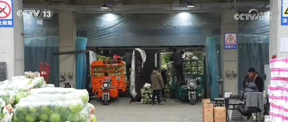 生鲜果蔬、年宵花卉、特色美食齐上阵 节前消费新图景活力涌动