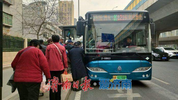 济南公交K121路：守护“家人之约”串起乡村振兴路