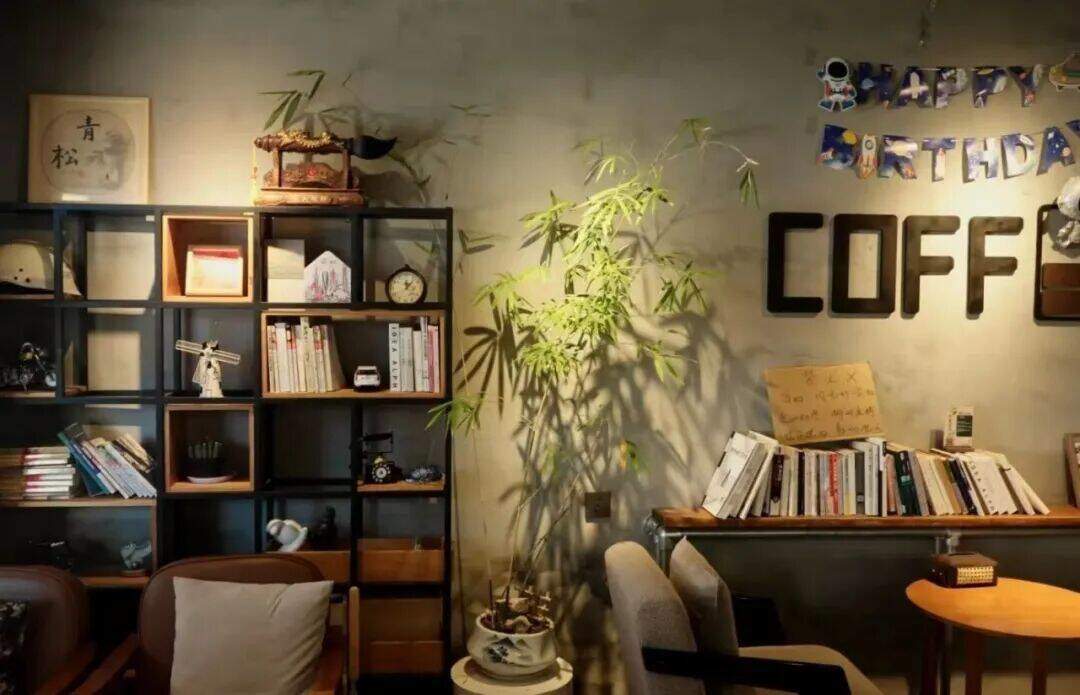 消费“奔县”，一半烟火一半潮