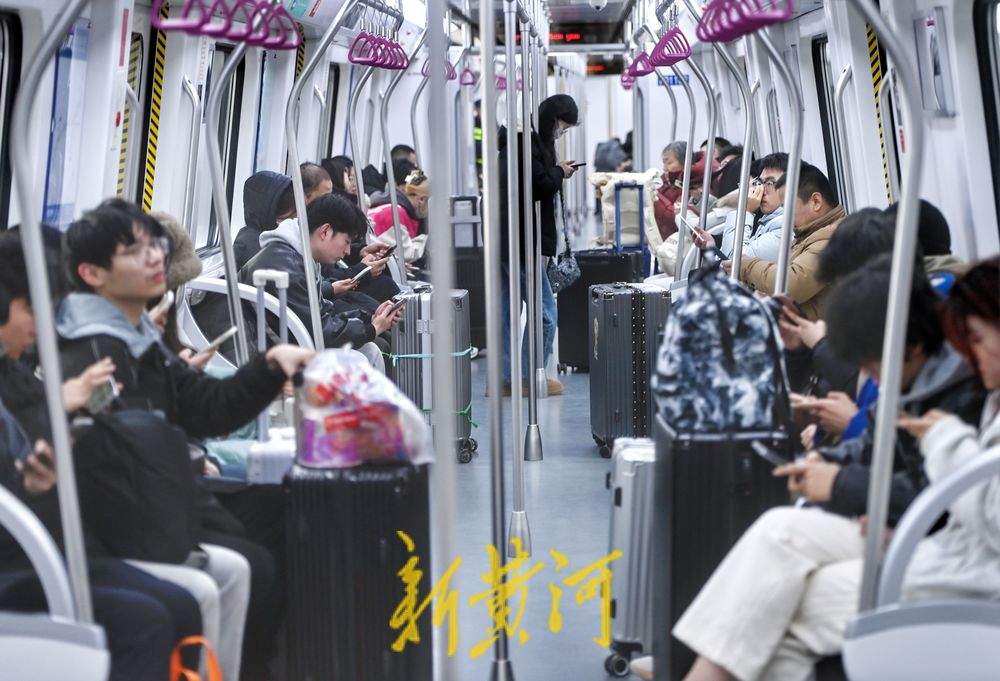 大学生返校高峰，济南地铁提高运力延长运营时间