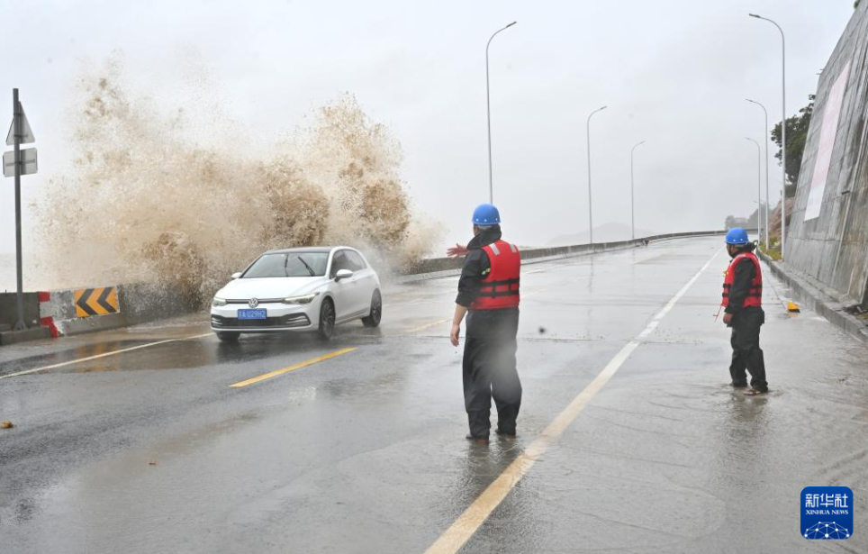 最新消息！台风格美逐渐向福建靠近 浪高雨急！福建迎战台风