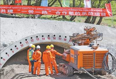 共同打造深度互补、高度共赢的合作新格局（携手同行：中国中亚合作提质升级）