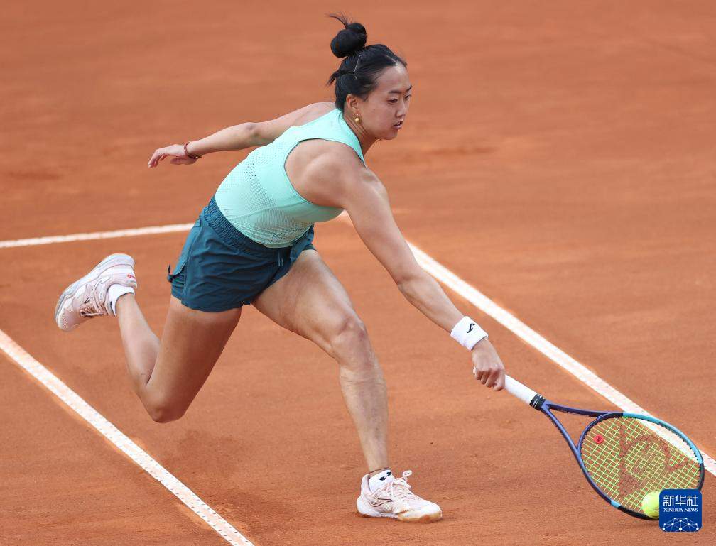 网球——WTA1000罗马站：张帅止步首轮