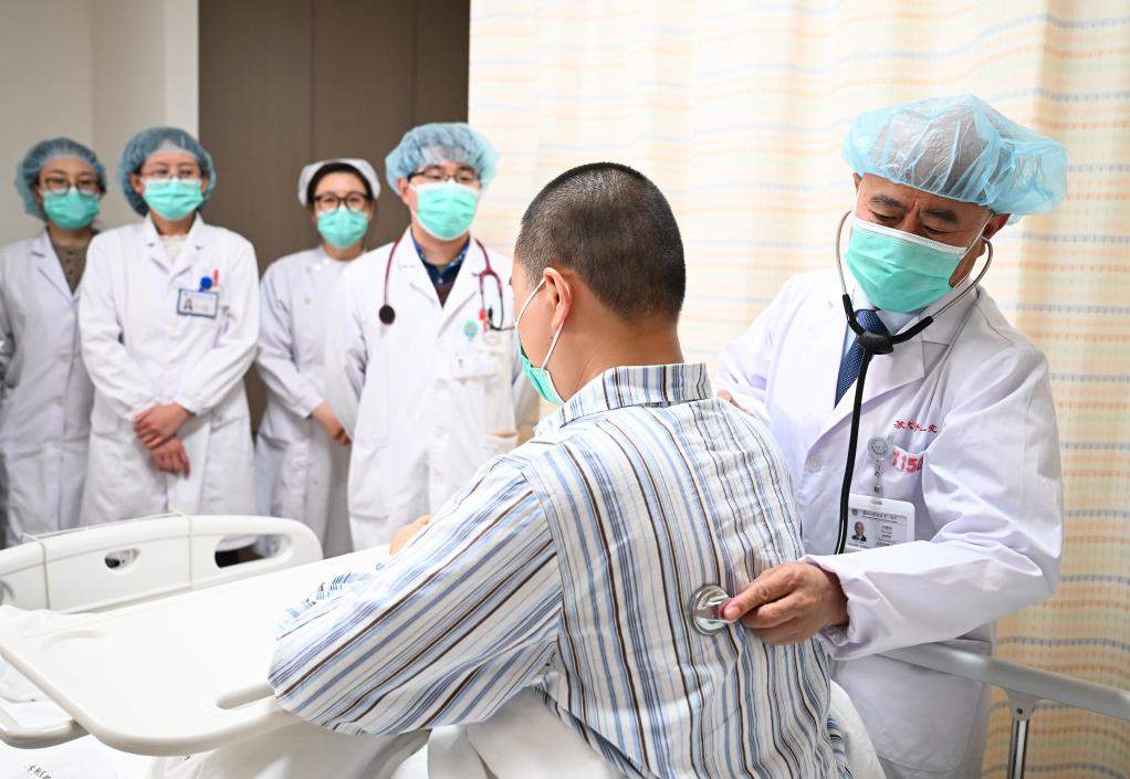 两会·青年观察丨履职答卷里的民生温度