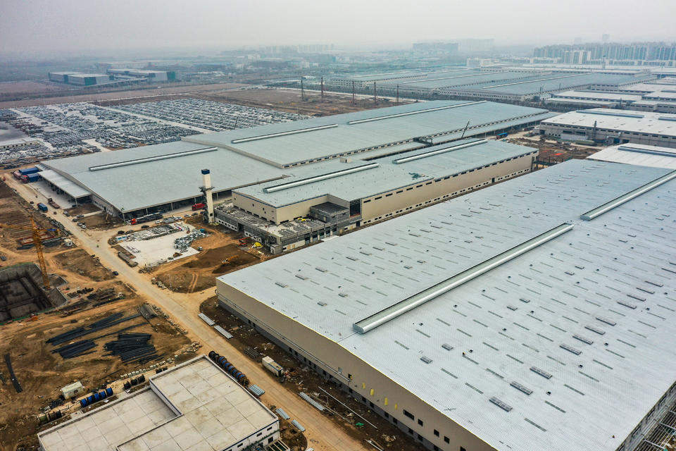 比亚迪济南基地新厂区加快建设，部分新厂房即将启用