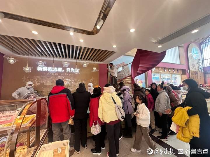 汤圆也吹起健康风！济南迎汤圆消费高峰，有门店一天卖出三千多斤