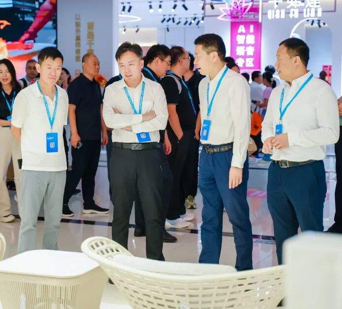 展贸全球·共享胜芳｜第34届中国·胜芳国际家具博览会盛大启幕！
