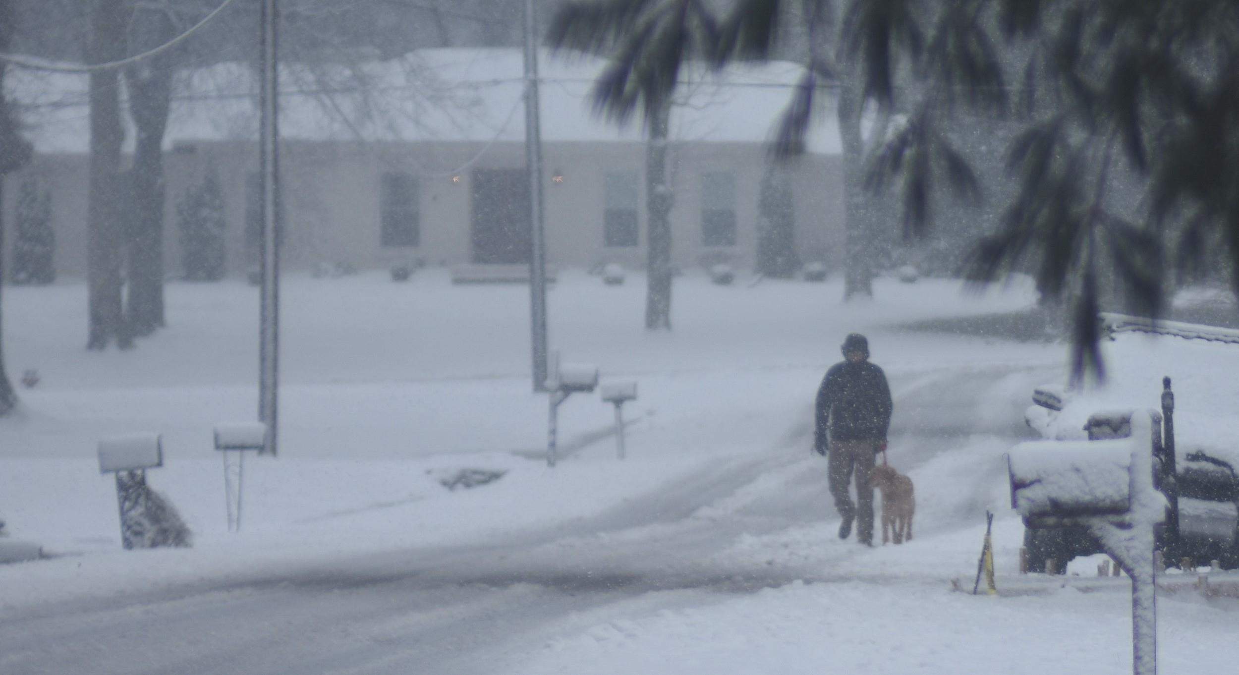 冬季风暴已导致美国逾100万用户断电