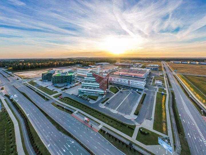 携手开放合作 同筑共赢之路——中国携手各方为全球经济发展贡献“上合力量”