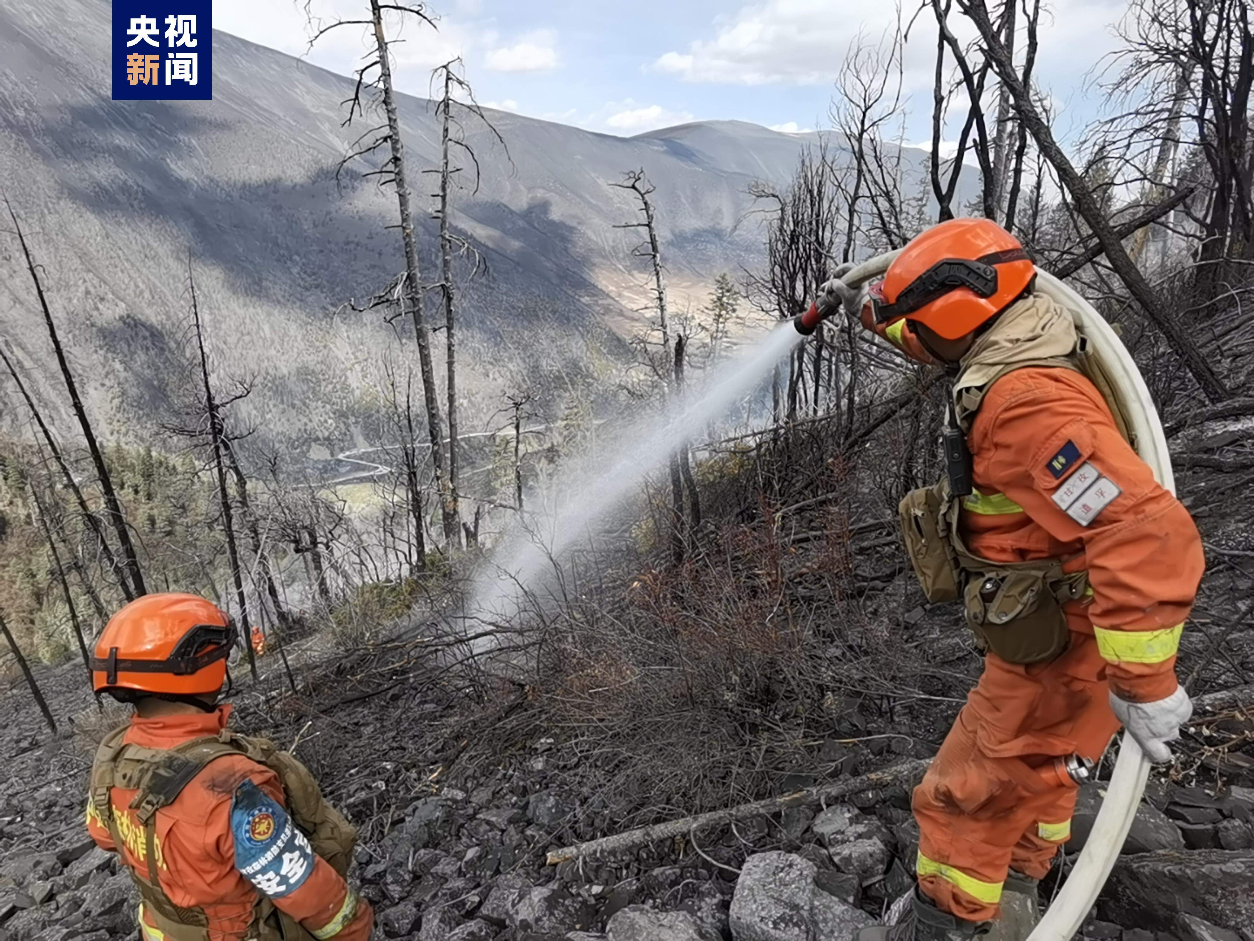 3月16日,康定市沙德镇森林火灾发生后,国家综合性消防救援队伍,地方