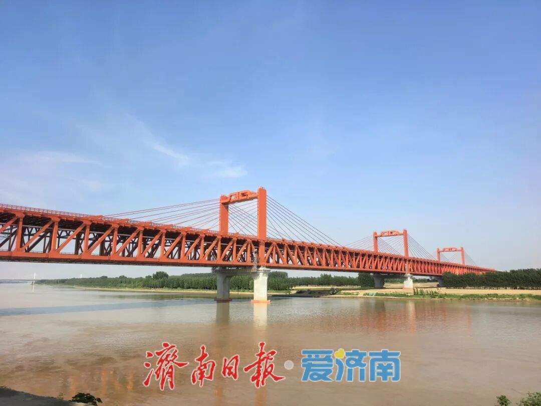 济滨高铁建设全力提速冲刺开通，关键性工程接连取得重大突破