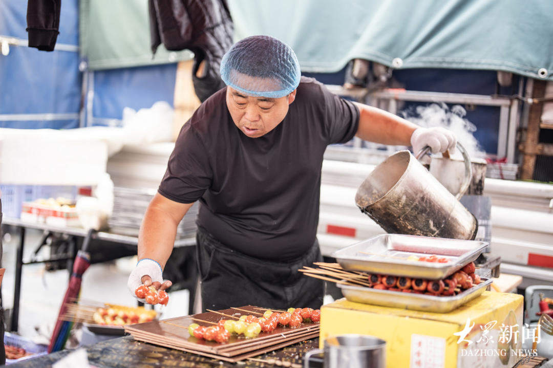 煎包、饺子、糖葫芦……山东“网红”大集到底有多好吃？