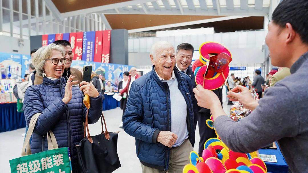 仲观平｜三问尼山，让文明灯塔照亮前行正道